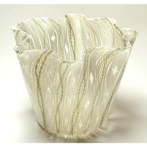 Vintage Murano White Aventurine Latticino Art Glass Fazzoletto Handkerchief Vase - Picture 2 of 5